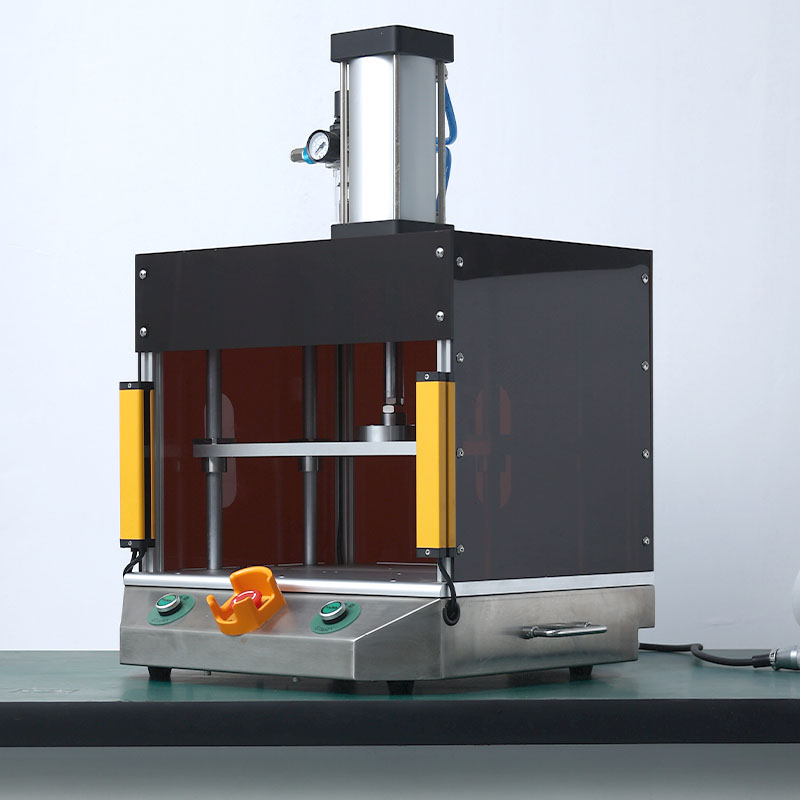 IquiqueAir tightness test fixture